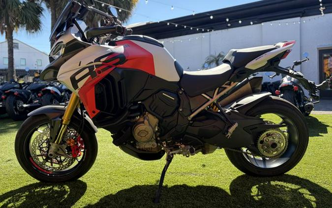 2025 Ducati Multistrada V4 RS