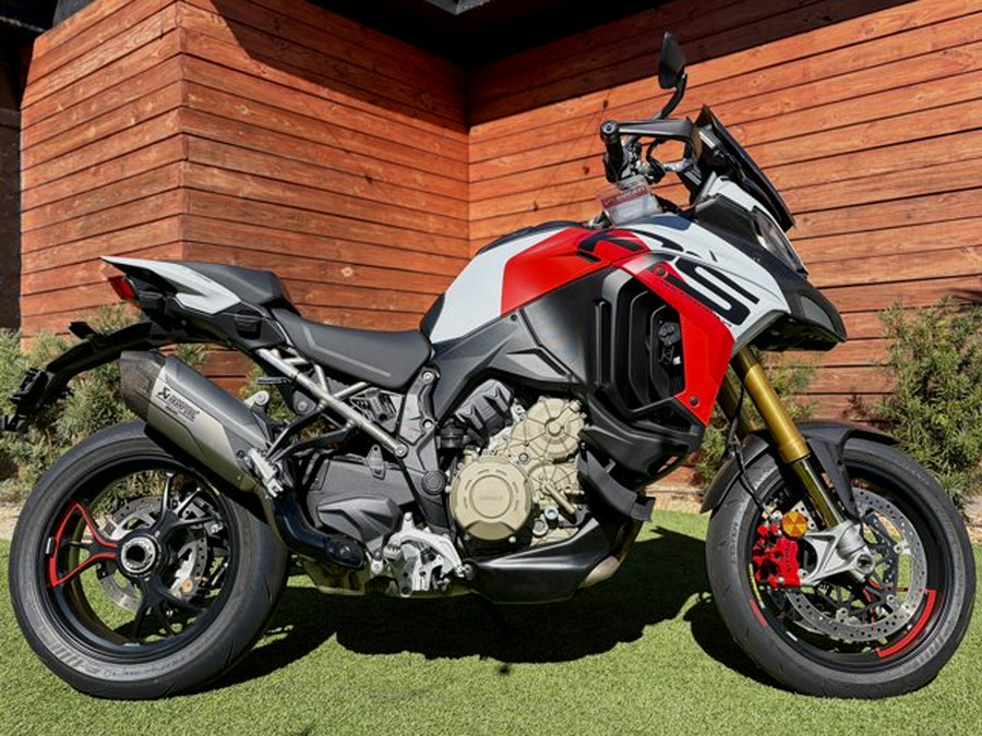 2025 Ducati Multistrada V4 RS