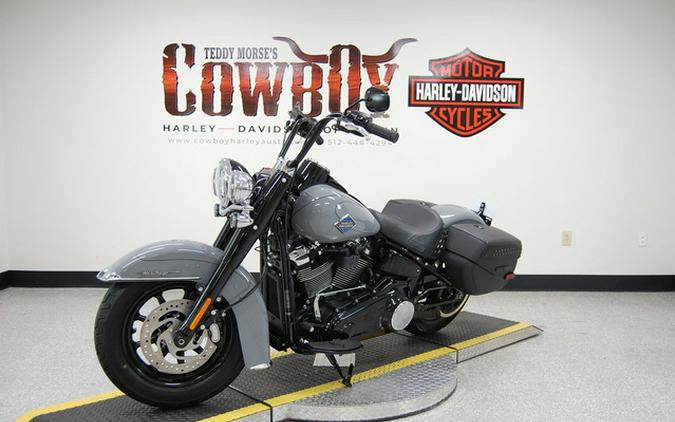 2026 Harley-Davidson Softail FLHC - Heritage Classic