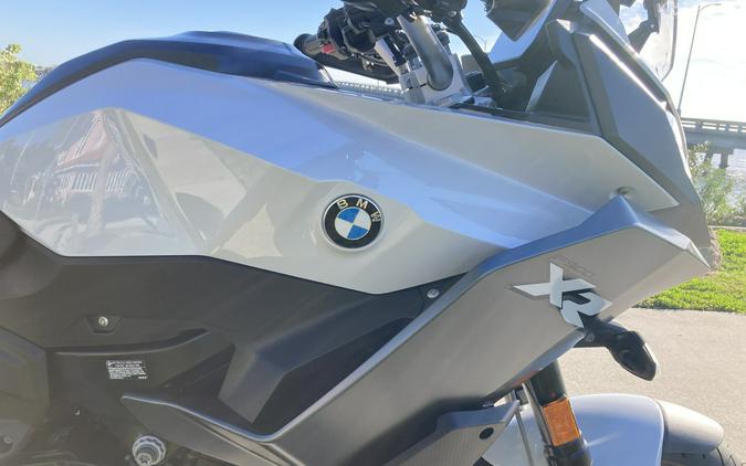 2024 BMW F 900 XR