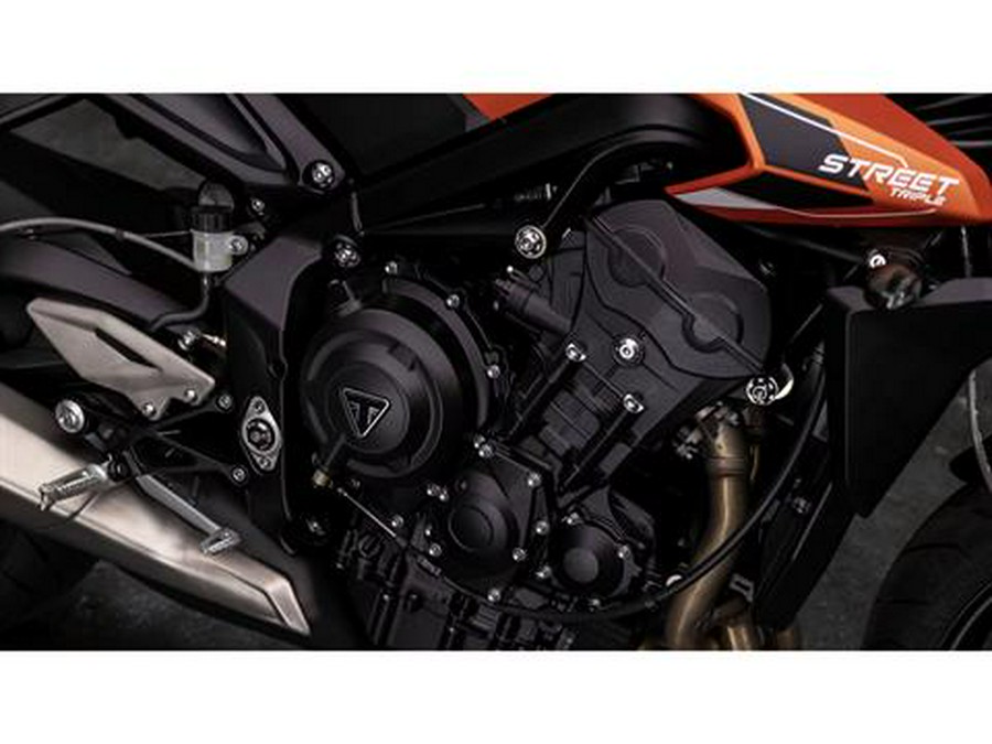 2025 Triumph Street Triple 765 R