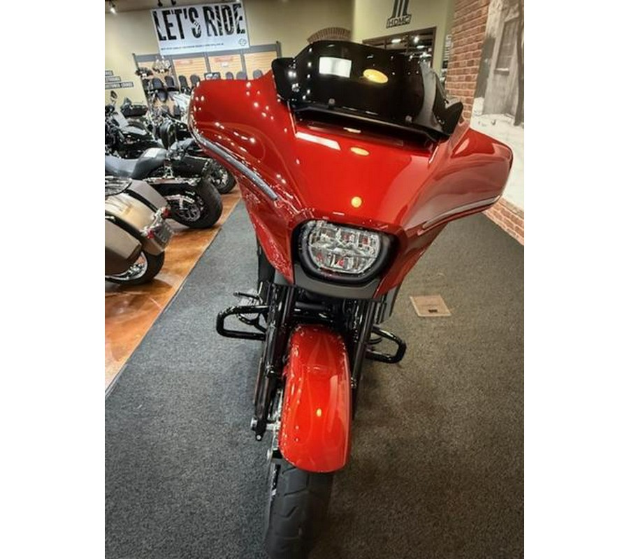 2025 Harley-Davidson® FLHX - Street Glide®