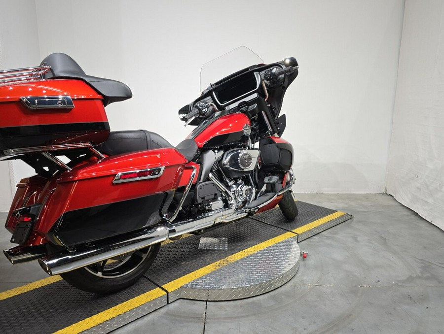 FLHXU 2025 Street Glide™ Ultra
