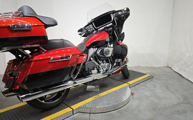 FLHXU 2025 Street Glide™ Ultra