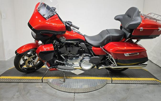 FLHXU 2025 Street Glide™ Ultra