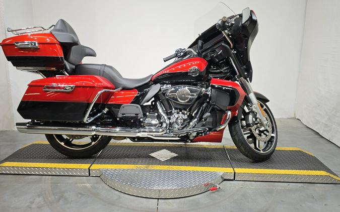FLHXU 2025 Street Glide™ Ultra