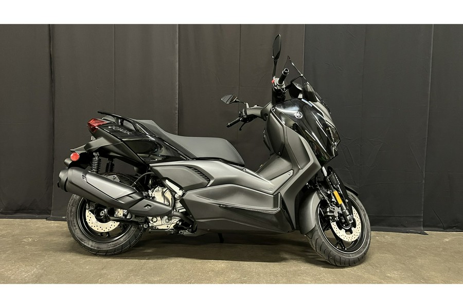 2025 Yamaha XMAX