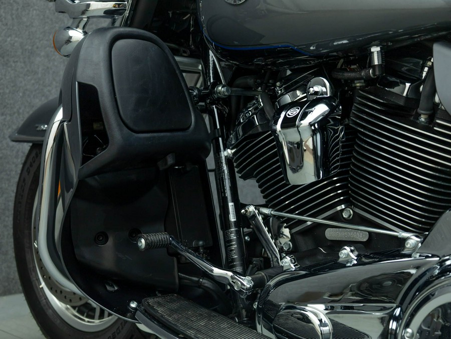 2022 HARLEY DAVIDSON FLHTCUTG TRI GLIDE ULTRA CLASSIC TRIKE W/ABS