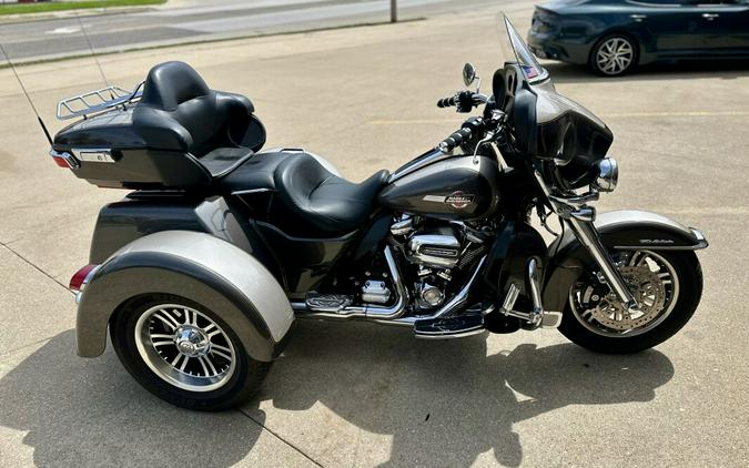 FLHTCUTG 2023 Tri Glide® Ultra