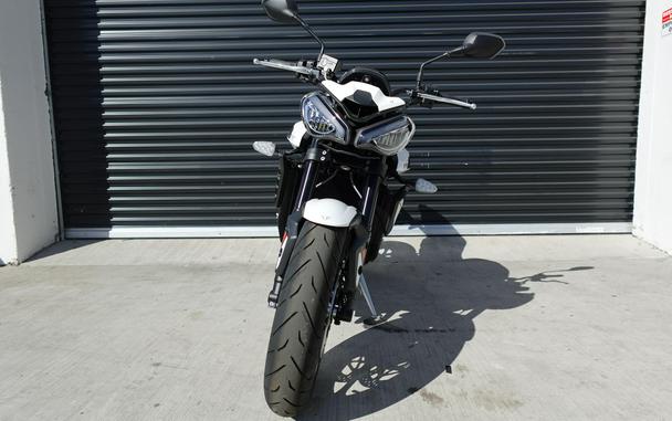 2025 Triumph Street Triple 765 R