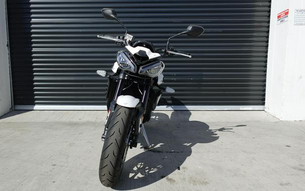 2025 Triumph Street Triple 765 R
