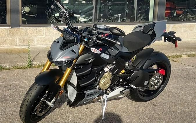 2024 Ducati Streetfighter V4 S Grey & Black