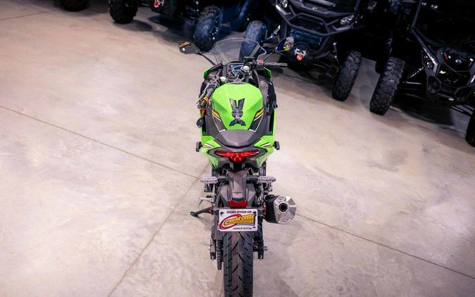2025 Kawasaki Ninja® 500 KRT Edition SE ABS