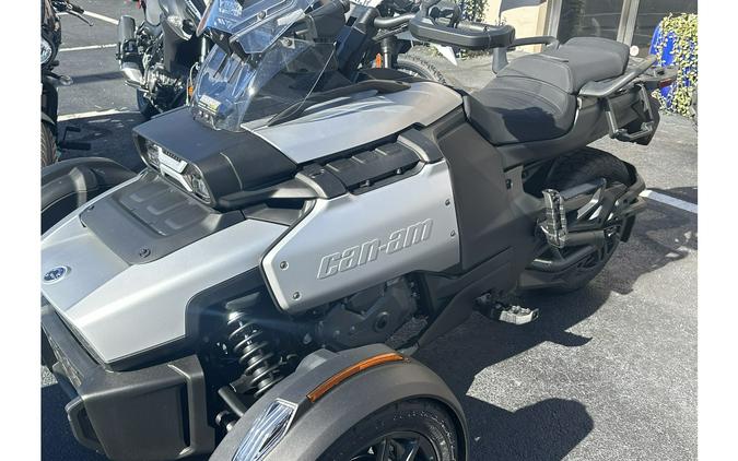 2025 Can-Am Canyon - SILVER