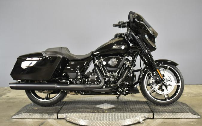 2025 Harley-Davidson Street Glide FLHX
