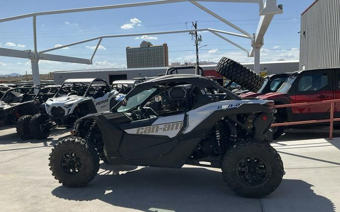 2024 Can-Am Maverick X3 DS Turbo Fiery Red & Hyper Silver