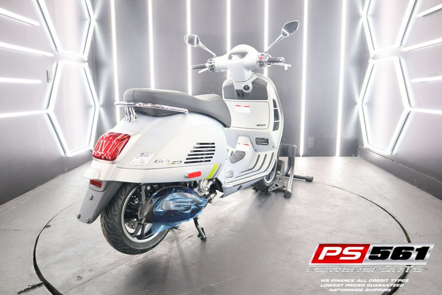 2024 Vespa GTS Super 300 Tech