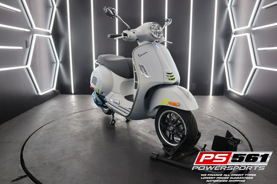 2024 Vespa GTS Super 300 Tech