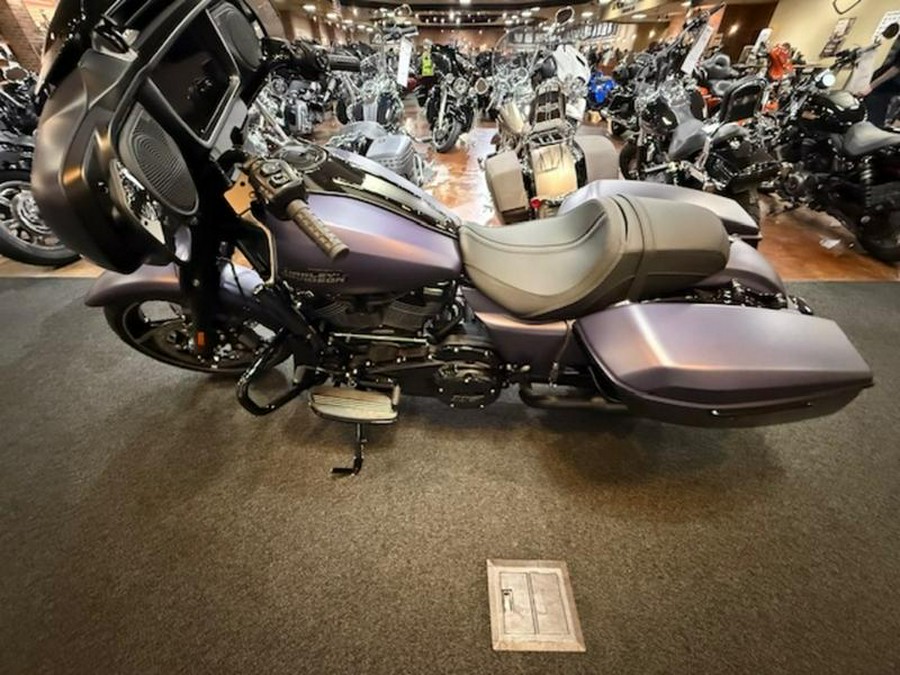 2025 Harley-Davidson® FLHX - Street Glide®