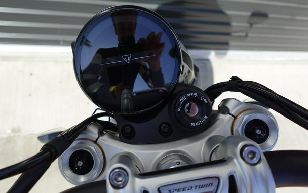 2025 Triumph Speed Twin 1200 RS