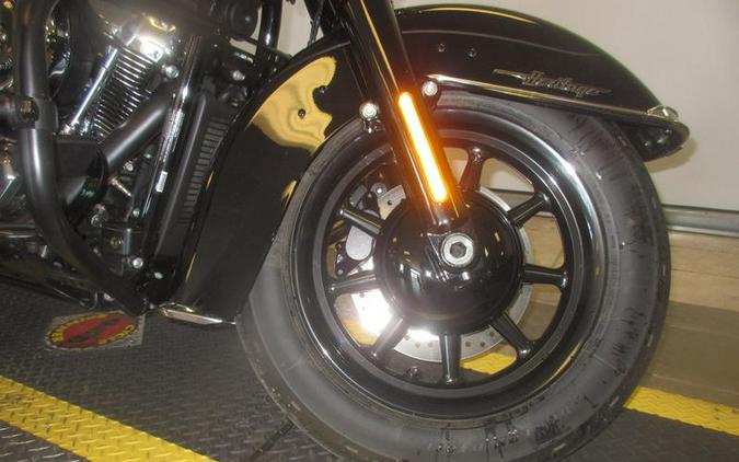 2025 Harley-Davidson® FLHC - Heritage Classic