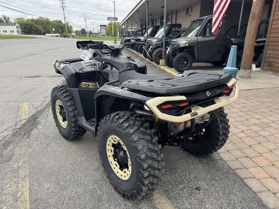 2027 Can-Am® Outlander Backcountry 7.6 in.