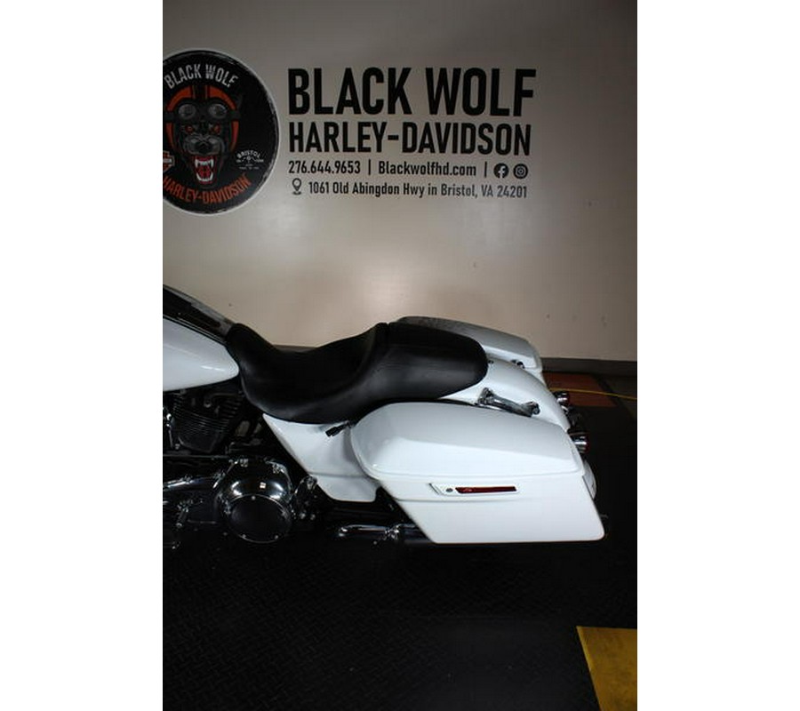 2016 Harley-Davidson® FLHX - Street Glide®