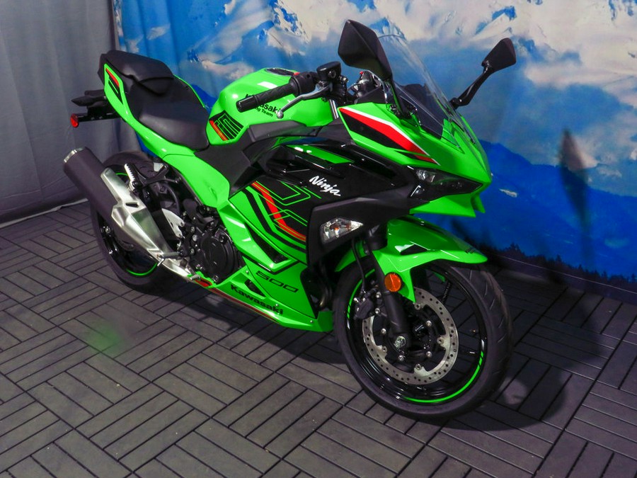 2024 Kawasaki Ninja® 500 KRT Edition