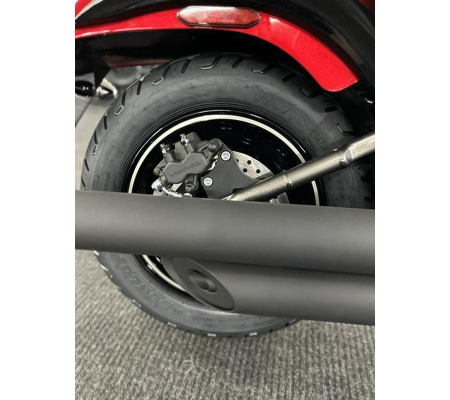 2025 Kawasaki Vulcan® 900 Custom