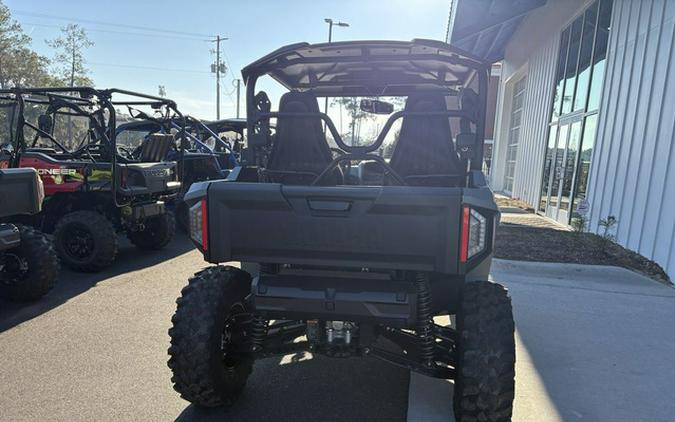 2026 Yamaha Wolverine RMAX2 1000 XT-R