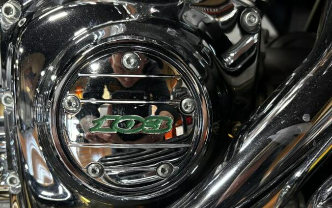 2006 Harley-Davidson® Screamin’ Eagle Ultra Classic Electra Glide EMERALD/GREEN W/PINSTRIPE
