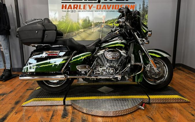 2006 Harley-Davidson® Screamin’ Eagle Ultra Classic Electra Glide EMERALD/GREEN W/PINSTRIPE