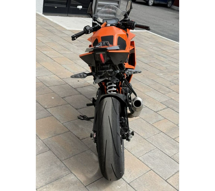 2023 KTM RC 390