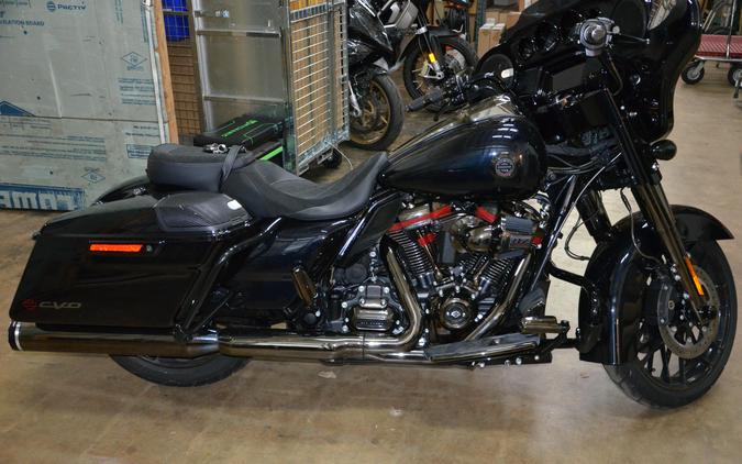 2022 Harley-Davidson CVO FLHXSE Street GlideCVO Street Glide
