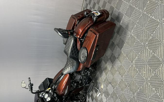 2013 HARLEY-DAVIDSON ROAD GLIDE CUSTOM