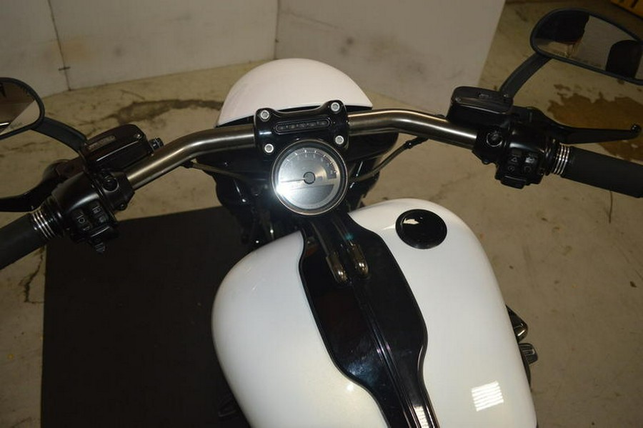 2016 Harley-Davidson® FXSE - CVO™ Pro Street Breakout®