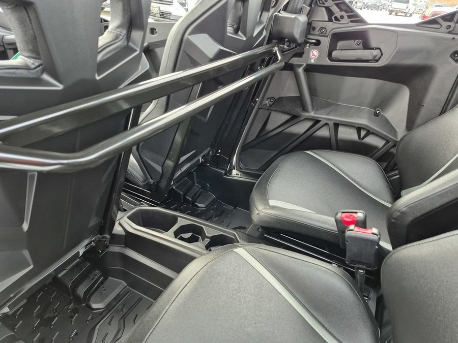 2026 Can-Am® Commander MAX XT 1000R