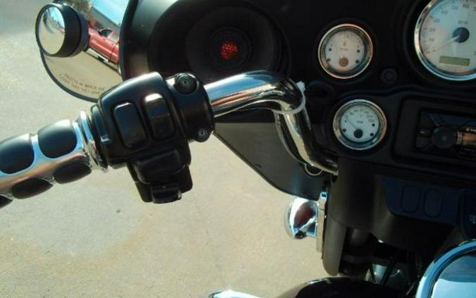 2006 Harley-Davidson® FLHXI STREET GLIDE