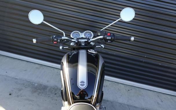 2025 Triumph Bonneville T120