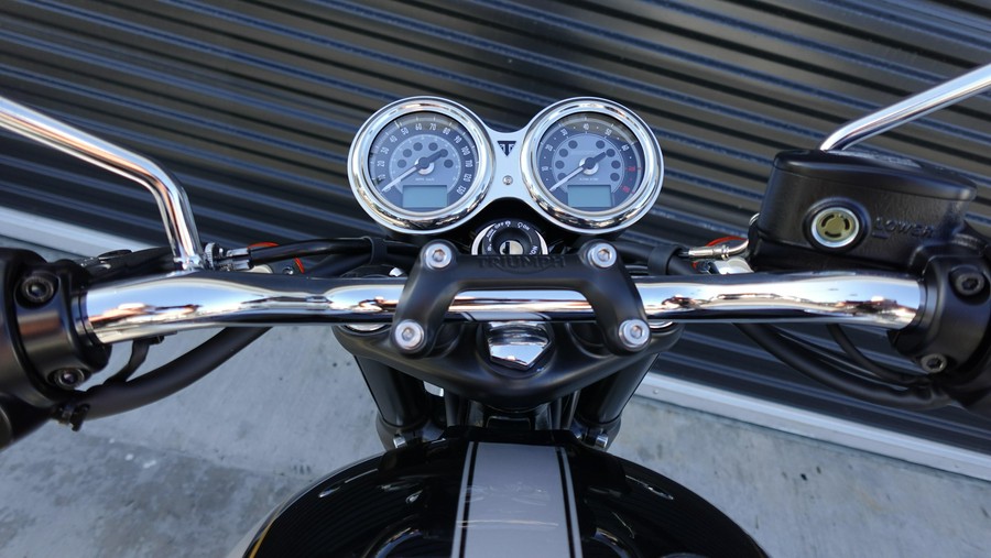 2025 Triumph Bonneville T120