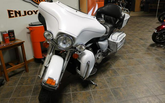 2012 Harley-Davidson® FLHTCU - Electra Glide® Ultra Classic