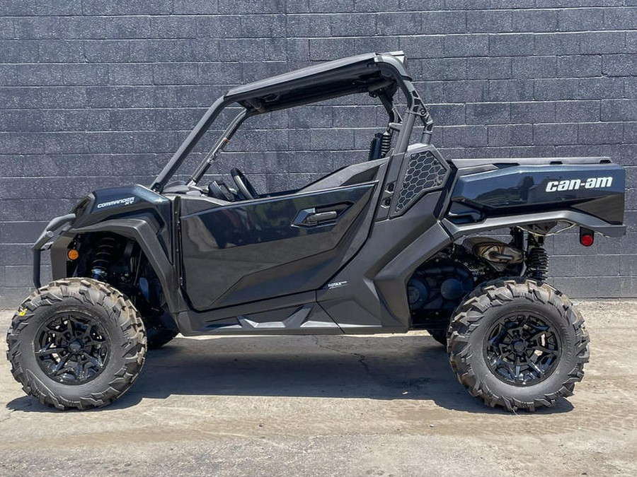 2024 Can-Am® Commander XT 700