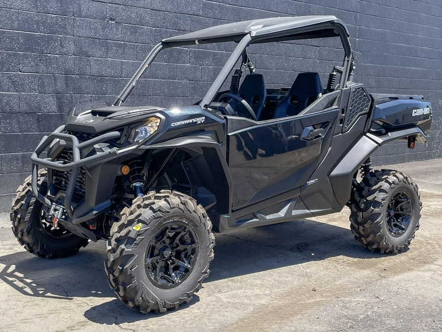 2024 Can-Am® Commander XT 700