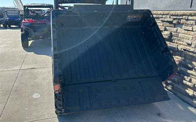 2025 Can-Am Defender MAX DPS HD7