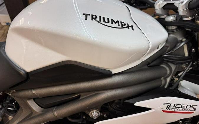 2019 Triumph Speed Triple RS Crystal White Metallic
