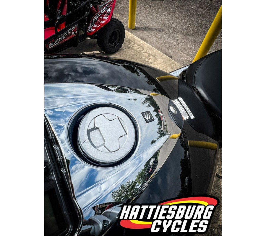 2025 Suzuki Boulevard M109R