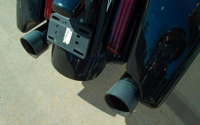 2017 Harley-Davidson® FLHXSE STREET GLIDE SPECIAL CV