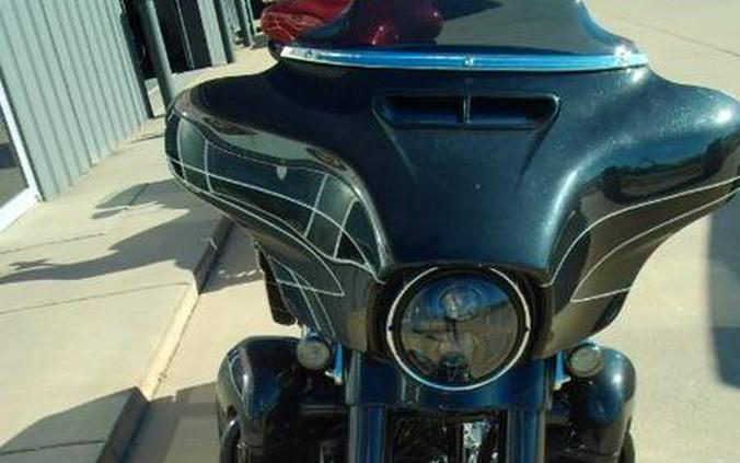 2017 Harley-Davidson® FLHXSE STREET GLIDE SPECIAL CV