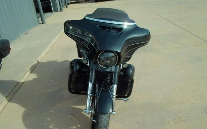 2017 Harley-Davidson® FLHXSE STREET GLIDE SPECIAL CV