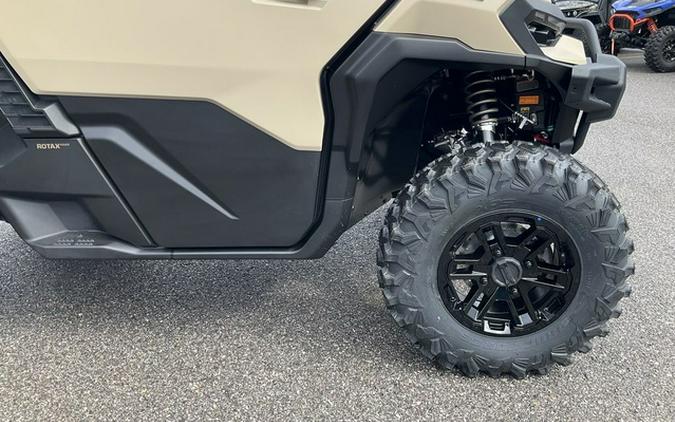 2026 Can-Am Defender Limited HD11 Desert Tan & Carbon Black